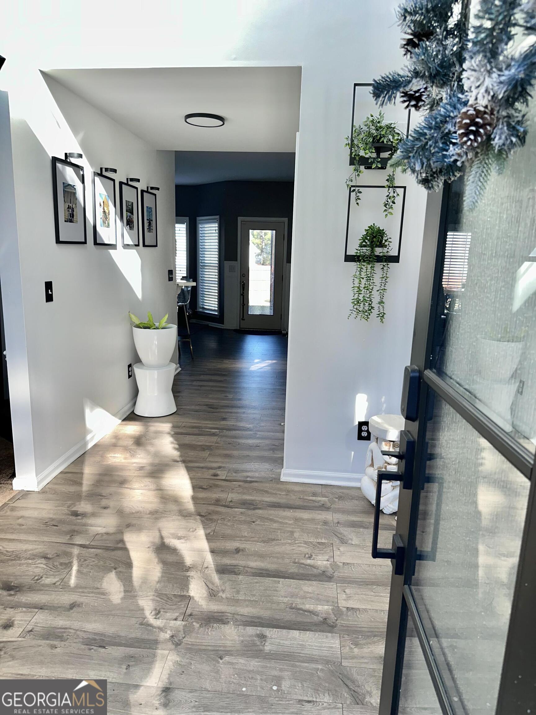 405 Caxton Court Southwest South Fulton, GA 30331 - Photo 4 of 25