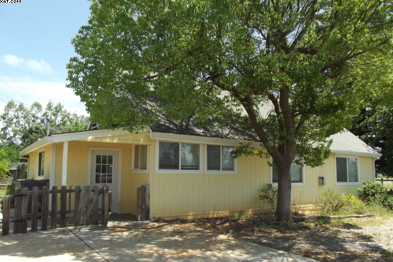 15710 Cloverdale Road Anderson, CA 96007 - Photo 11 of 12 side