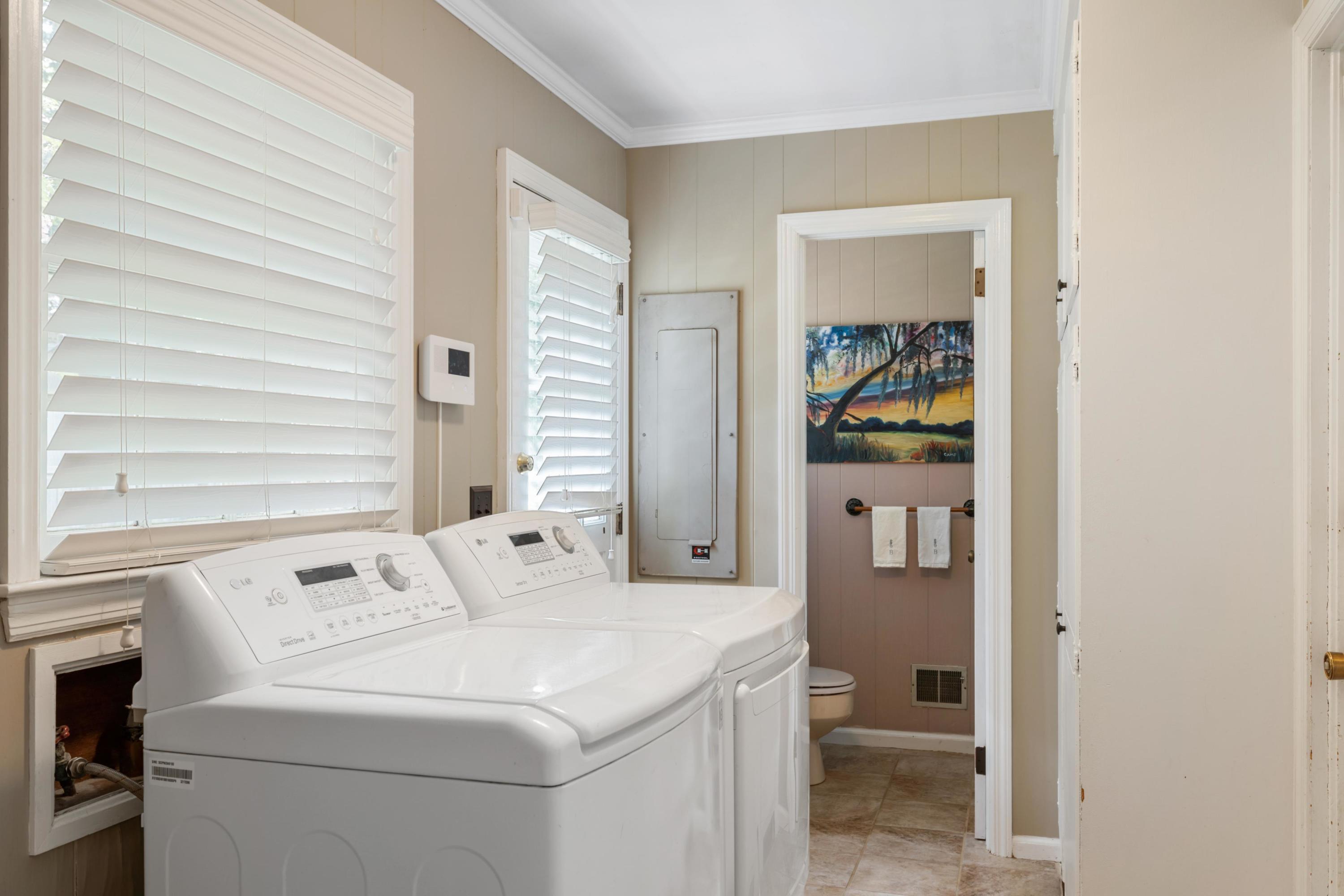 134 Manchester Road Charleston, SC 29407 - Photo 15 of 35 Laundry Room