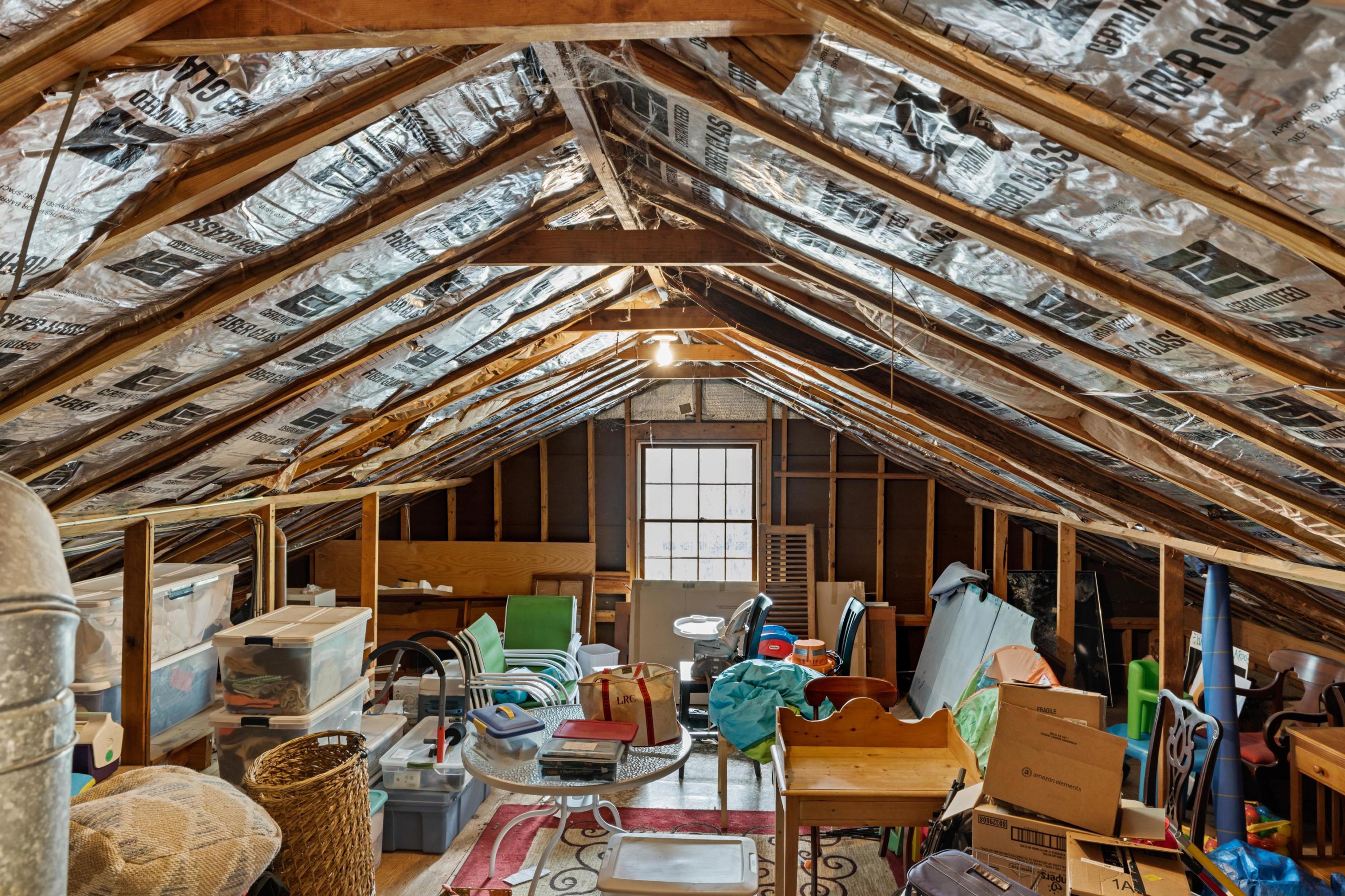 134 Manchester Road Charleston, SC 29407 - Photo 28 of 35 Attic