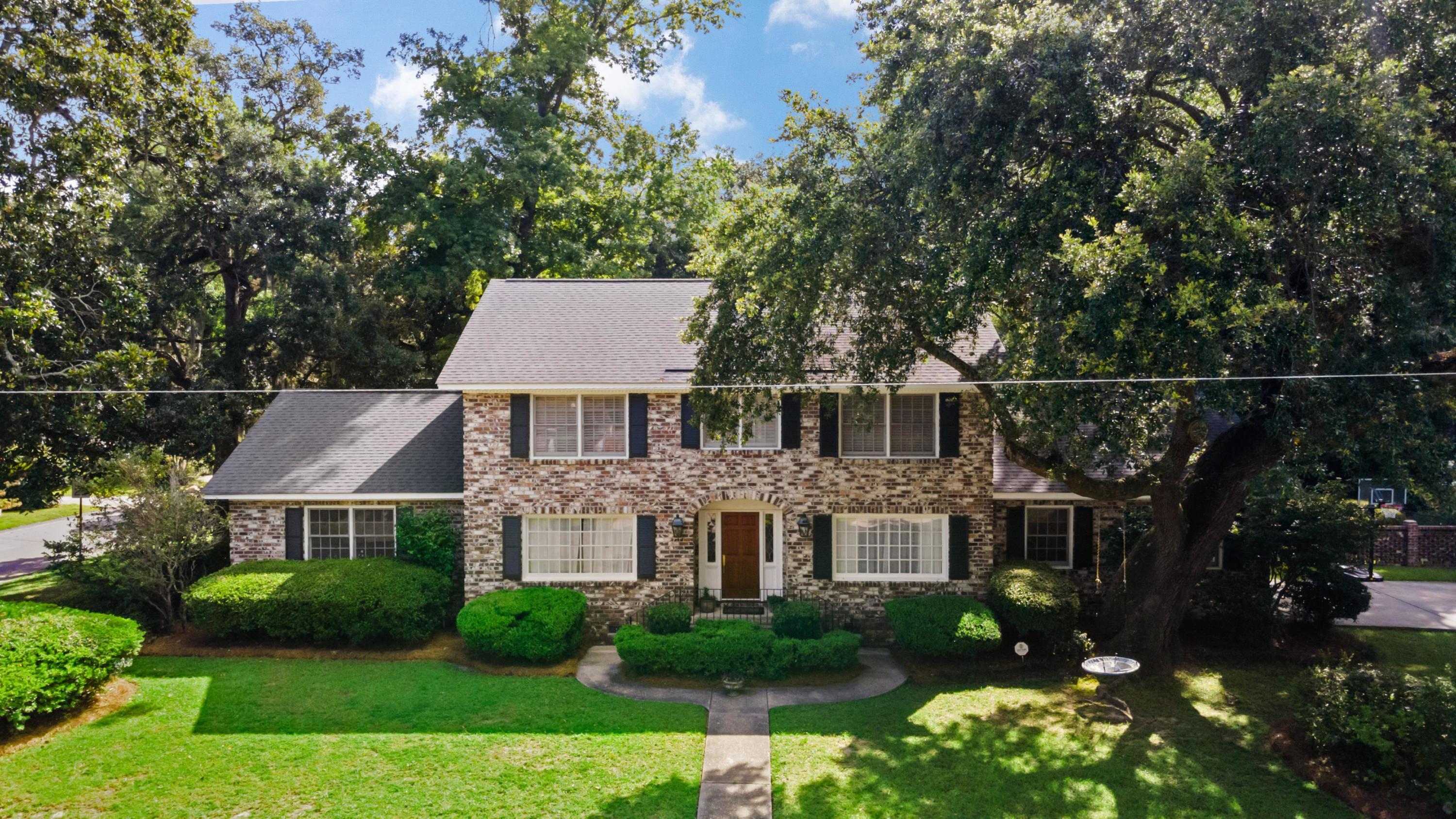 134 Manchester Road Charleston, SC 29407 - Photo 31 of 35 Front