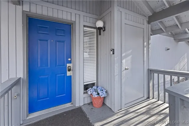 $400,000 | 216 Bent Shadow Lane, Osage Beach, MO 65065