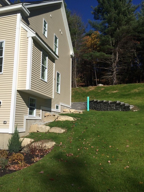 50 Willow Road Ayer, MA 01432 - Photo 3 of 9 Gallery Image 3