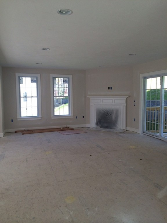 50 Willow Road Ayer, MA 01432 - Photo 5 of 9 Gallery Image 5