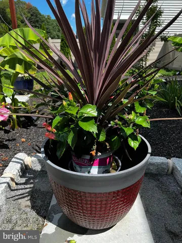 $950,000 | 95 Hempstead Drive, Newark, DE 19702