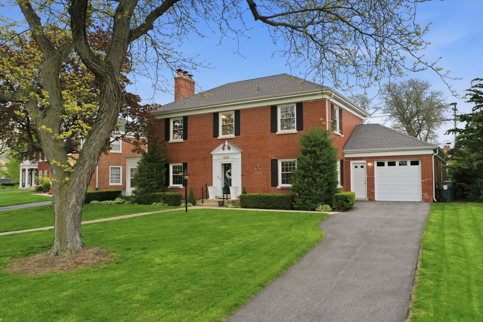 213 Country Club Road Chicago Heights, IL 60411 - Photo 1 of 47 Gallery Image 1