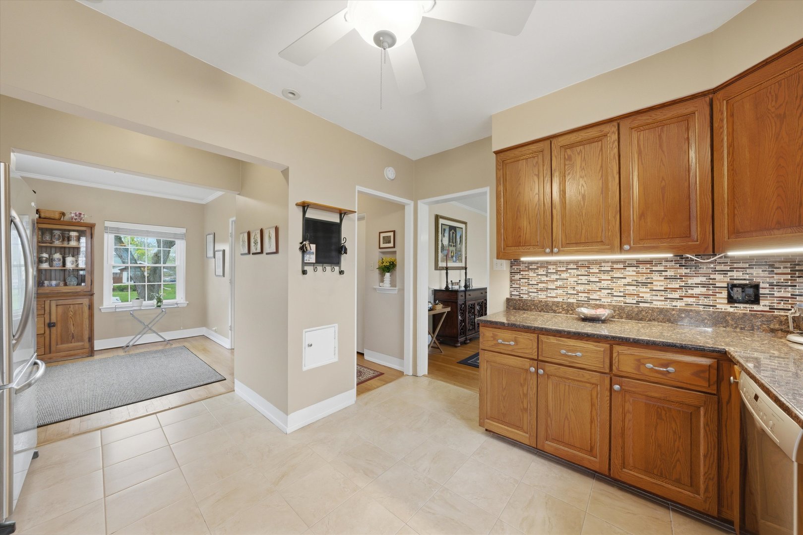 213 Country Club Road Chicago Heights, IL 60411 - Photo 14 of 47 Gallery Image 14