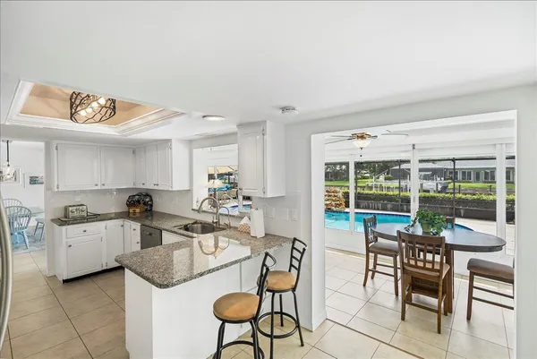 $4,500 | 2066 5th Court Southeast, Vero Beach, FL 32962