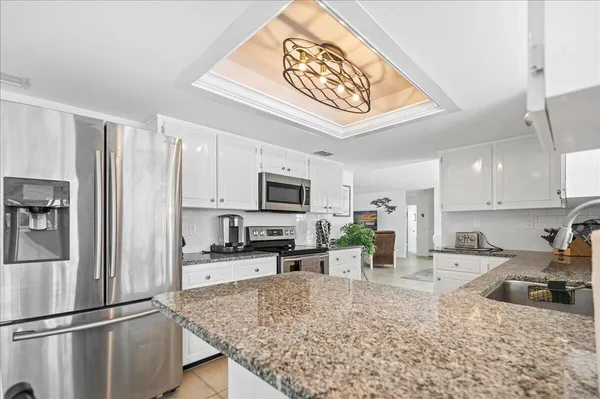 $4,500 | 2066 5th Court Southeast, Vero Beach, FL 32962