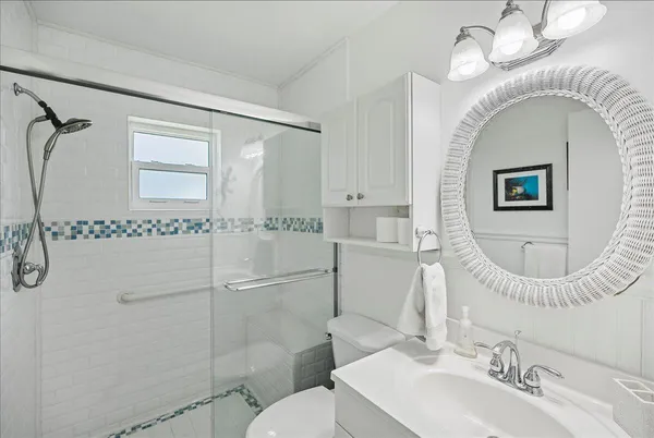 $4,500 | 2066 5th Court Southeast, Vero Beach, FL 32962