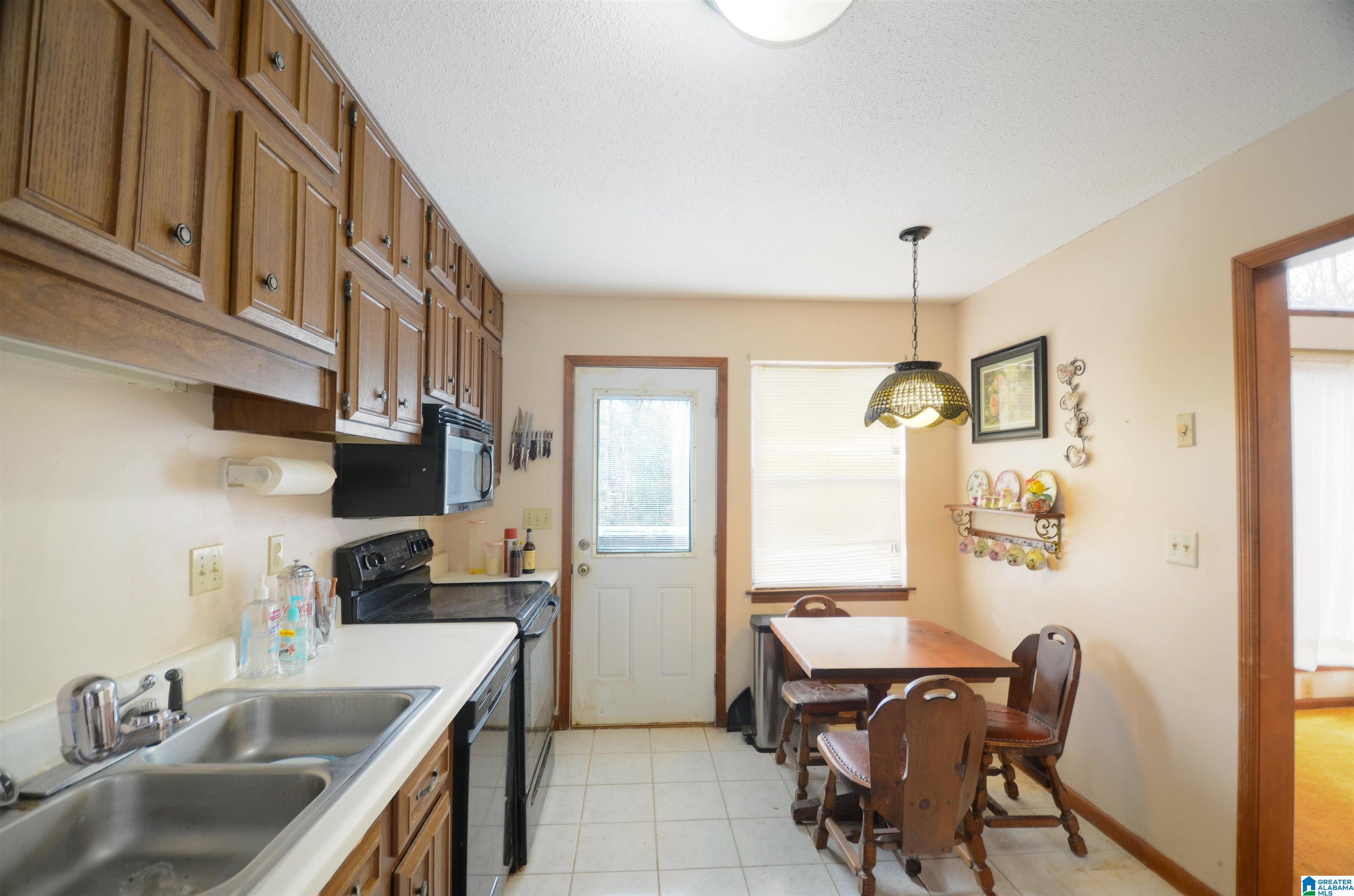 1708 Gardenridge Road Gardendale, AL 35071 - Photo 14 of 33 Gallery Image 14