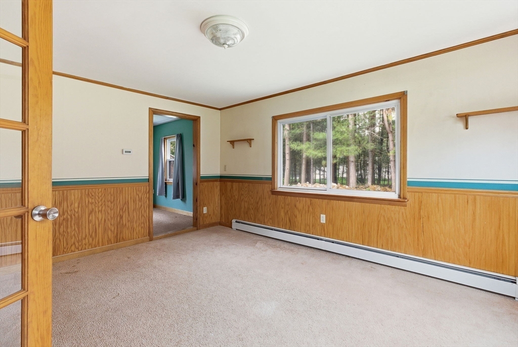 35 Royalston Road North Winchendon, MA 01475 - Photo 11 of 42