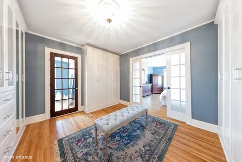 $999,900 | 446 6th Avenue, La Grange, IL 60525