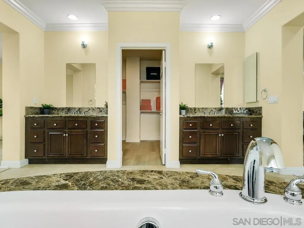1352 North Paradise Ridge Way Chula Vista, CA 91915 - Photo 38 of 67