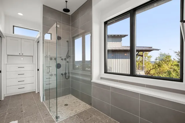 $4,000 | 19201 Crusoe Cove, Unit 20, Spicewood, TX 78669