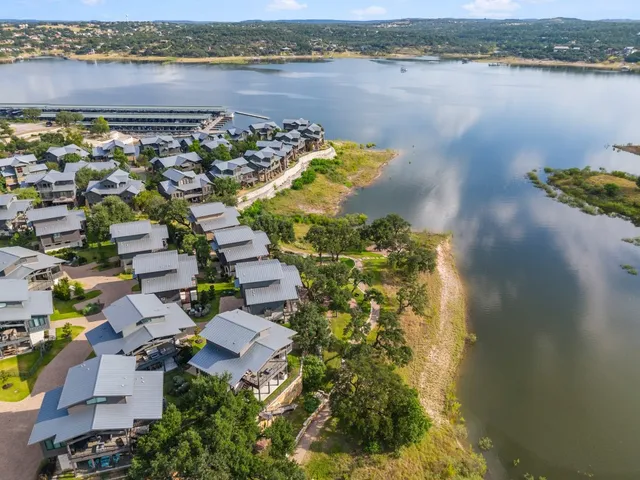 $4,000 | 19201 Crusoe Cove, Unit 20, Spicewood, TX 78669