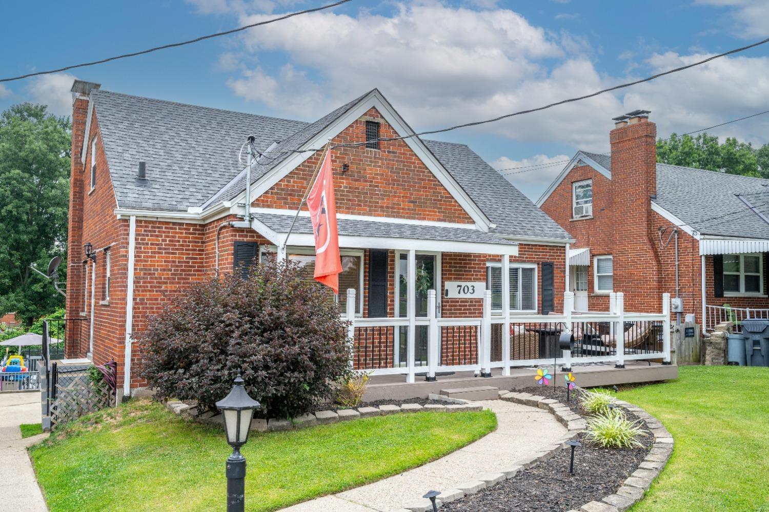 703 Anderson Ferry Road Cincinnati, OH 45238 - Photo 2 of 37