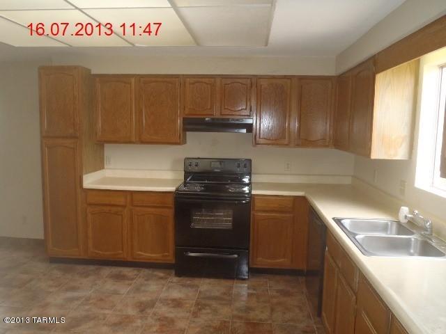 1340 East Milton Road Tucson, AZ 85706 - Photo 3 of 18