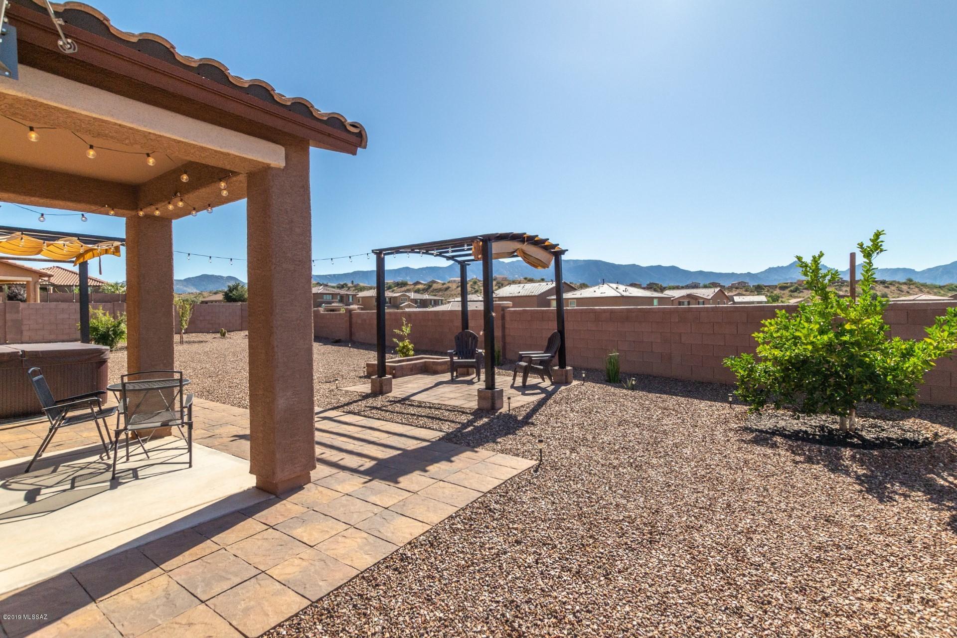 60373 South Running Roses Lane Tucson, AZ 85739 - Photo 11 of 34