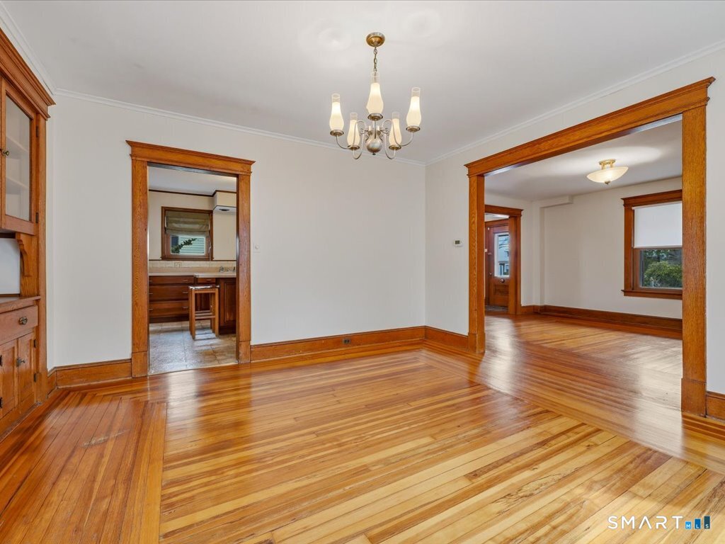 217 Ridge Road Middletown, CT 06457 - Photo 10 of 33