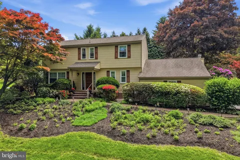 $715,000 | 6 Ridge Road, Malvern, PA 19355