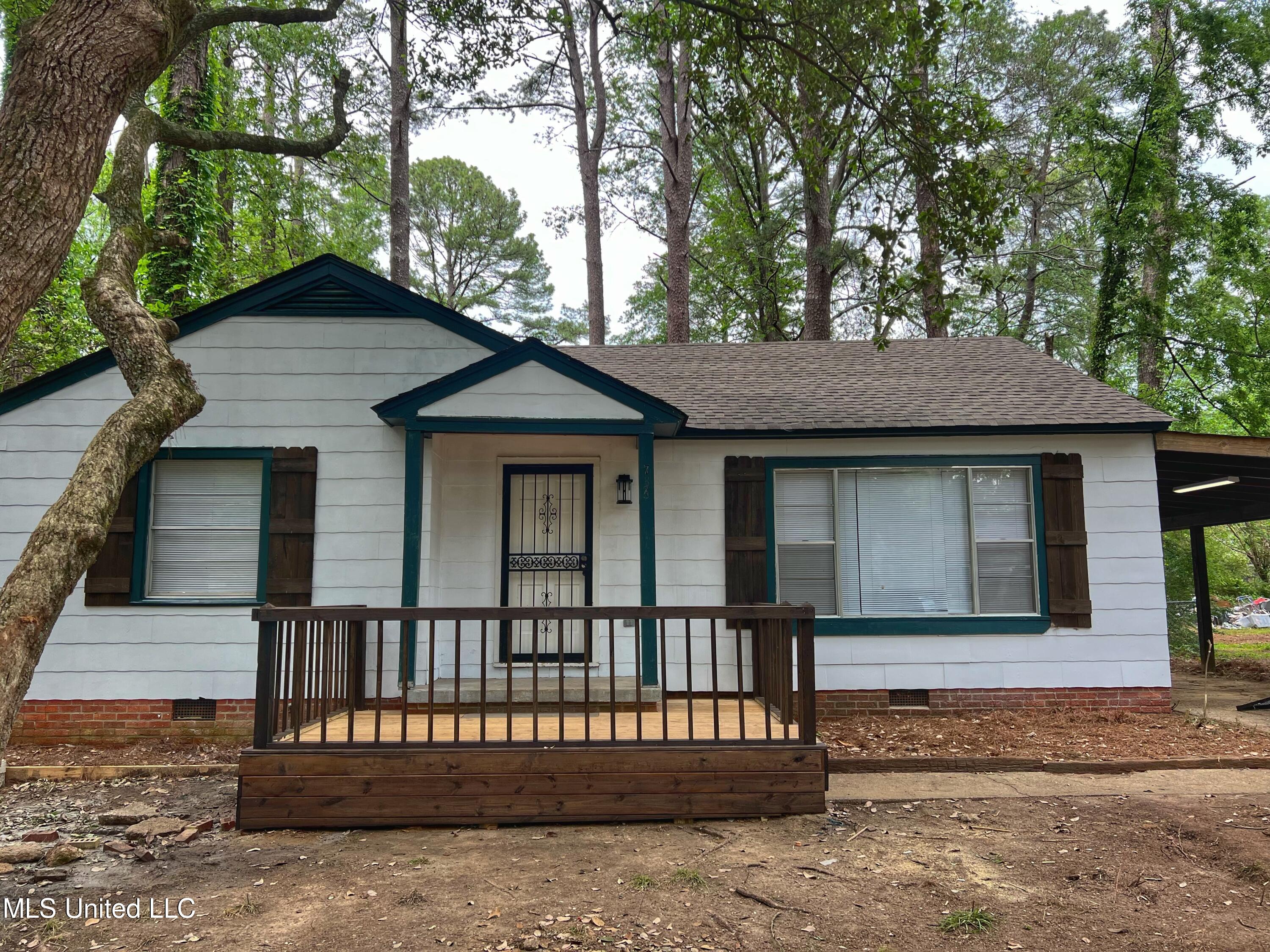 736 Woodbury Road Jackson, MS 39206 - Photo 1 of 7 FullSizeRender