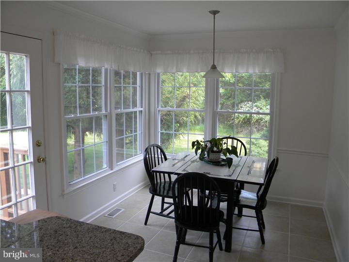 11 Rider Place Princeton Junction, NJ 08550 - Photo 8 of 23 Breakfast Room
