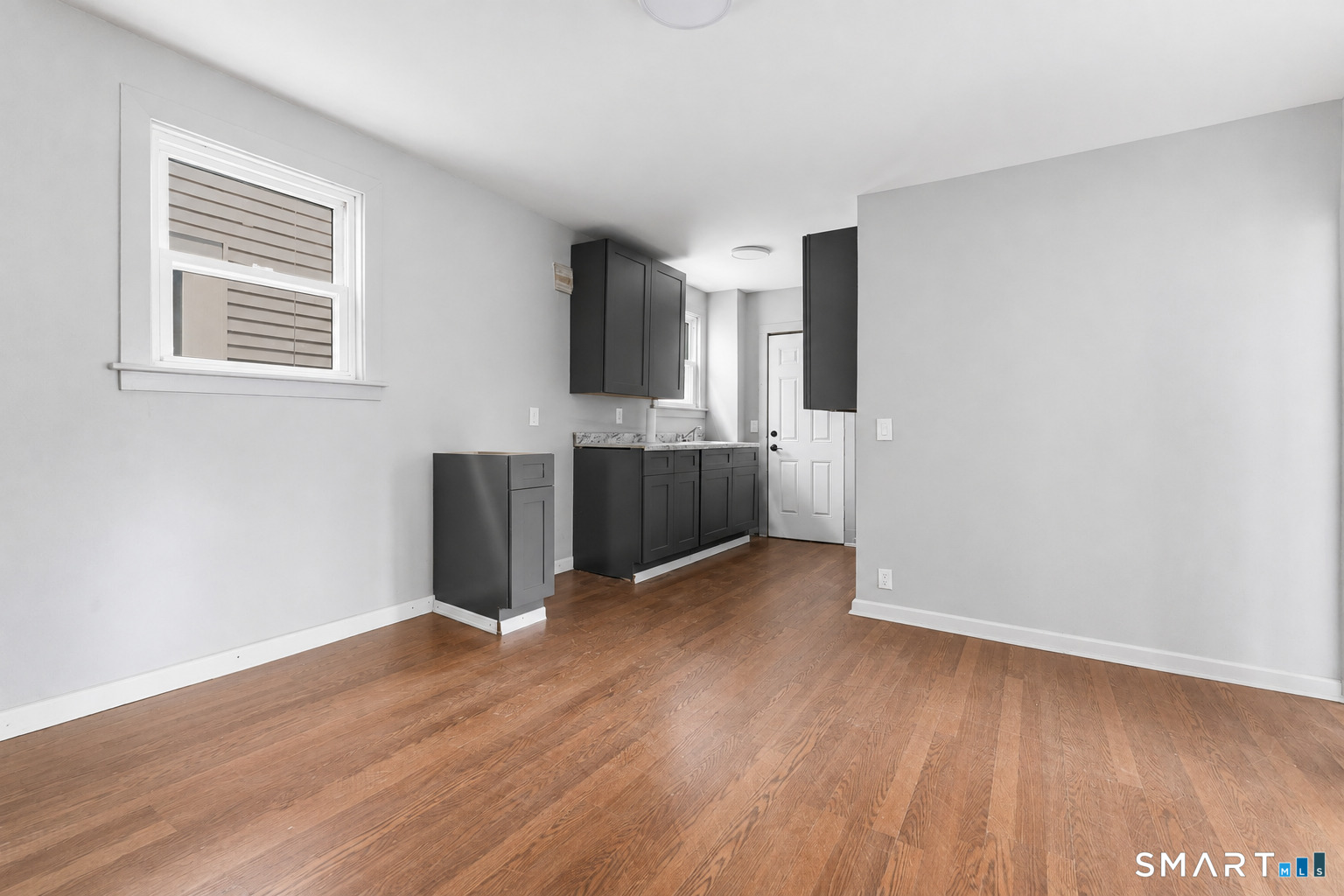 97 Summit Street Norwich, CT 06360 - Photo 10 of 39 Gallery Image 10