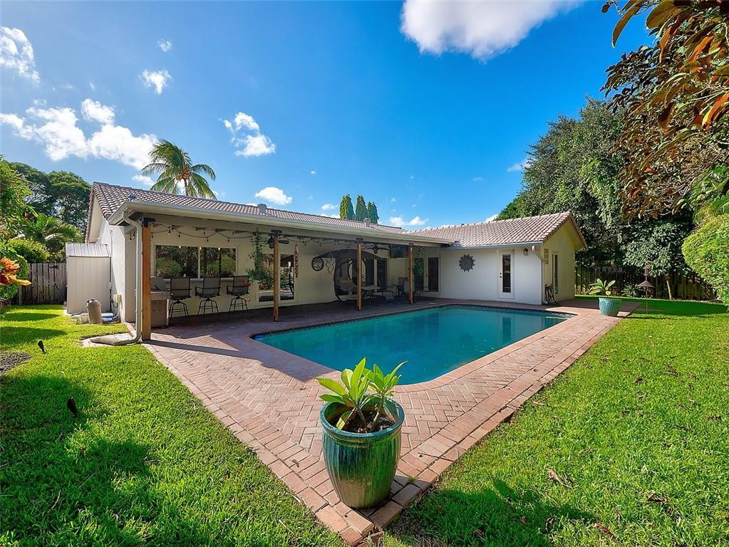 20802 Sonrisa Way Boca Raton, FL 33433 - Photo 12 of 51 Photo 12