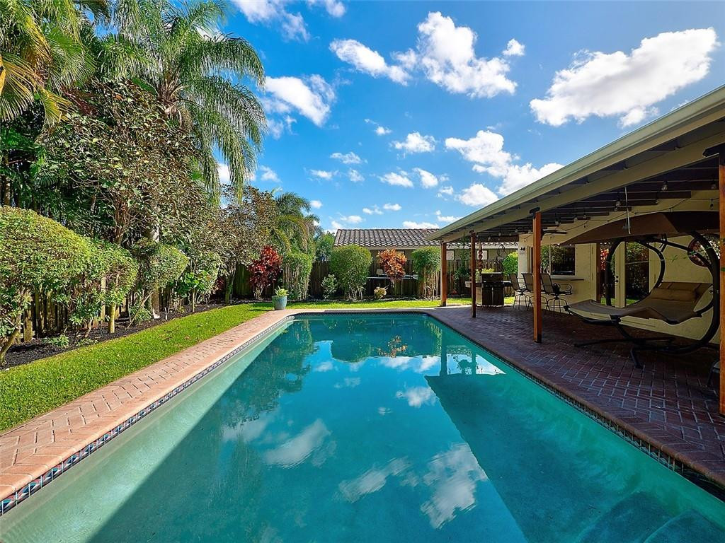 20802 Sonrisa Way Boca Raton, FL 33433 - Photo 13 of 51 Photo 13