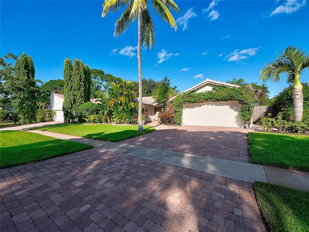 20802 Sonrisa Way Boca Raton, FL 33433 - Photo 2 of 51 Photo 2