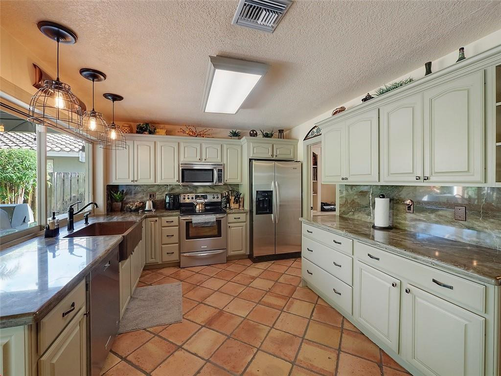 20802 Sonrisa Way Boca Raton, FL 33433 - Photo 24 of 51 Photo 24