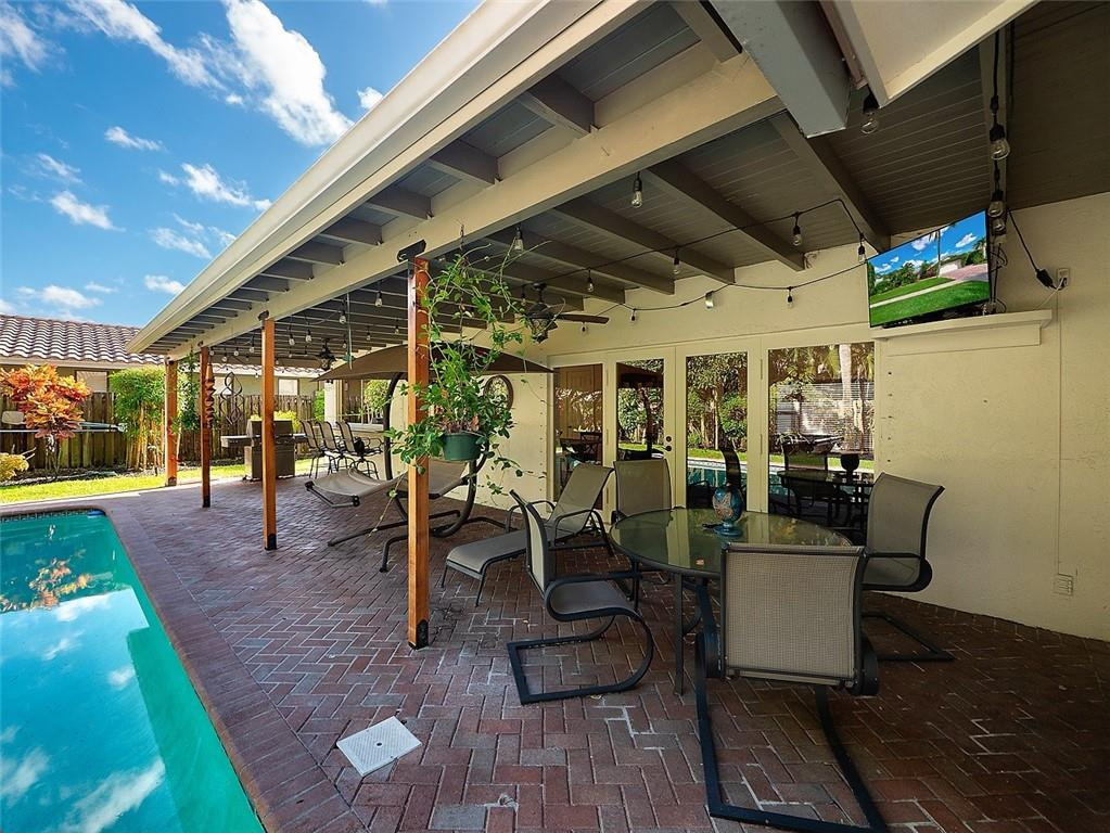 20802 Sonrisa Way Boca Raton, FL 33433 - Photo 8 of 51 Photo 8