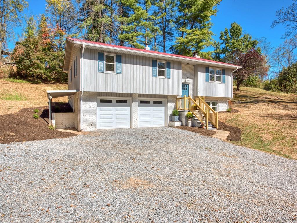 40 Mingus Cove Road Canton, NC 28716 - Photo 3 of 35