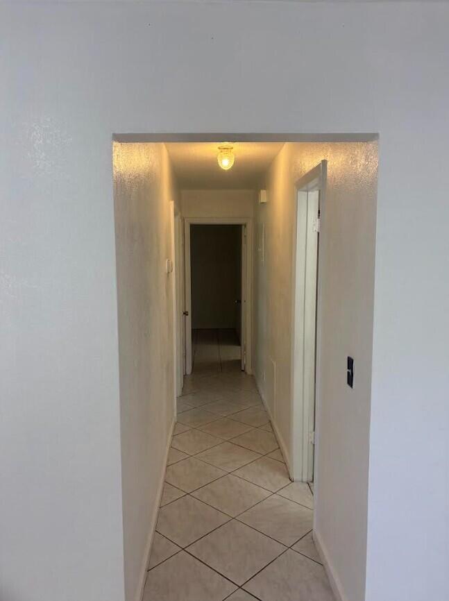 2801 Albatross Road Delray Beach, FL 33444 - Photo 9 of 15 6