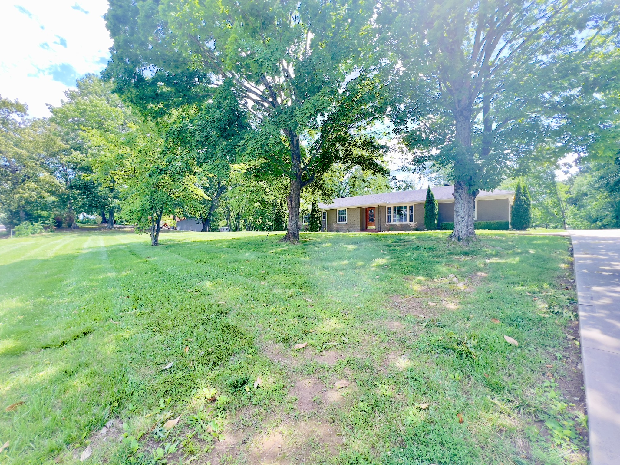 2880 Trough Springs Road Clarksville, TN 37043 - Photo 4 of 25 Gallery Image 4