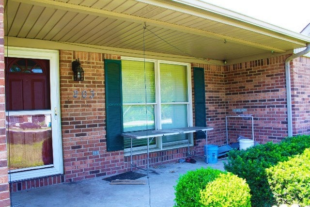 203 Memphis Junction Road Bowling Green, KY 42101 - Photo 4 of 24 Gallery Image 4