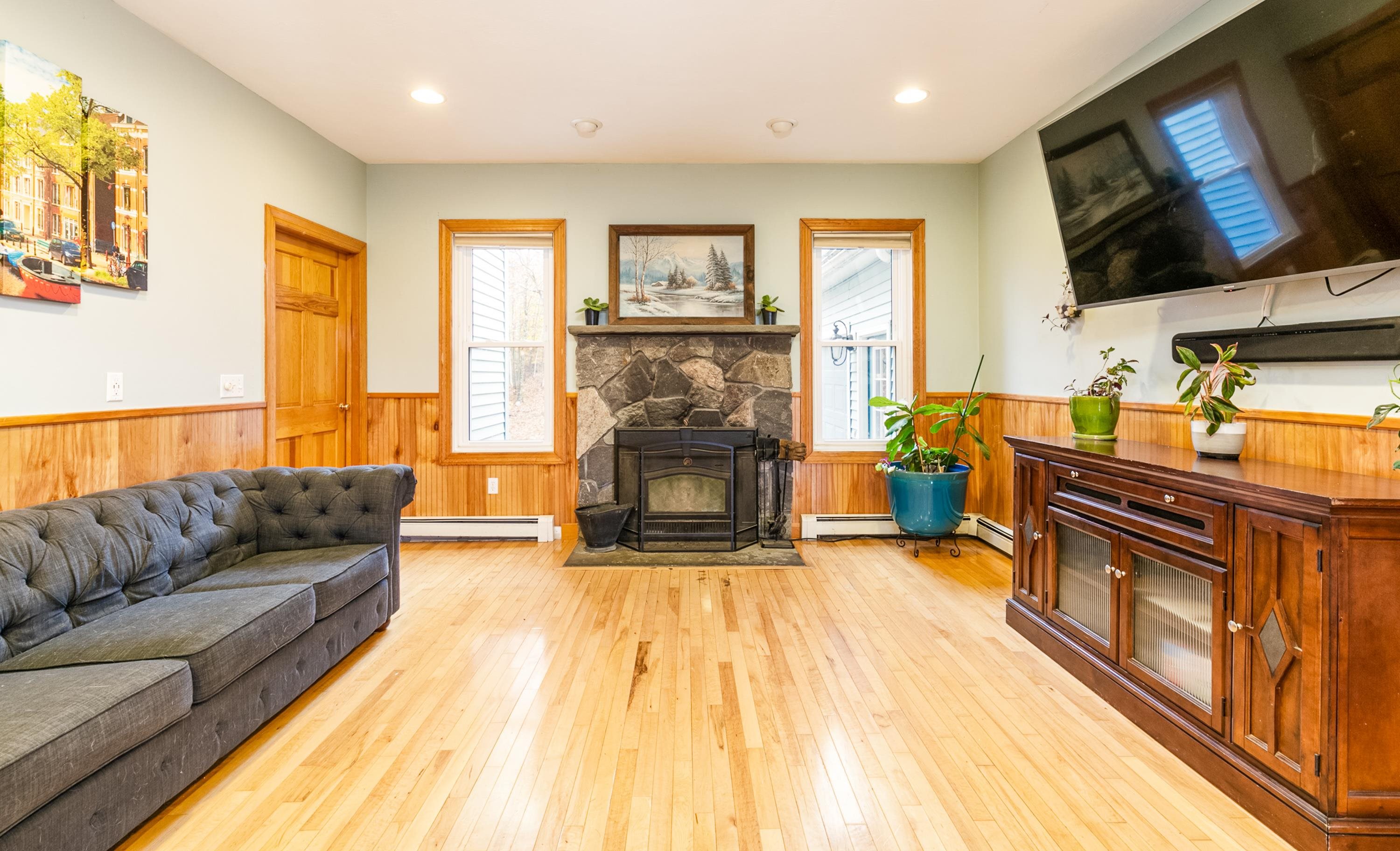 935 Borough Road Pembroke, NH 03275 - Photo 17 of 40 Gallery Image 17