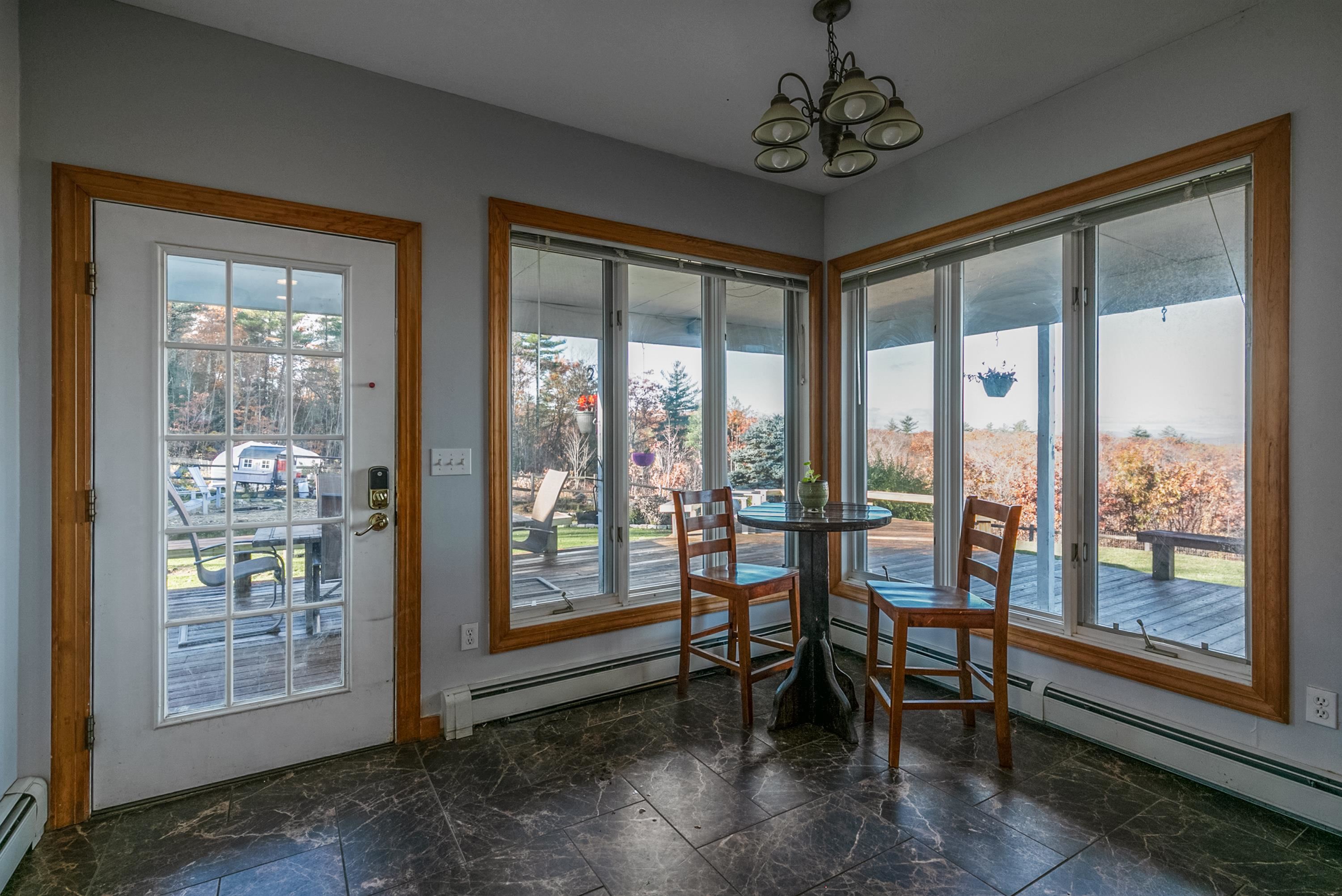 935 Borough Road Pembroke, NH 03275 - Photo 7 of 40 Gallery Image 7