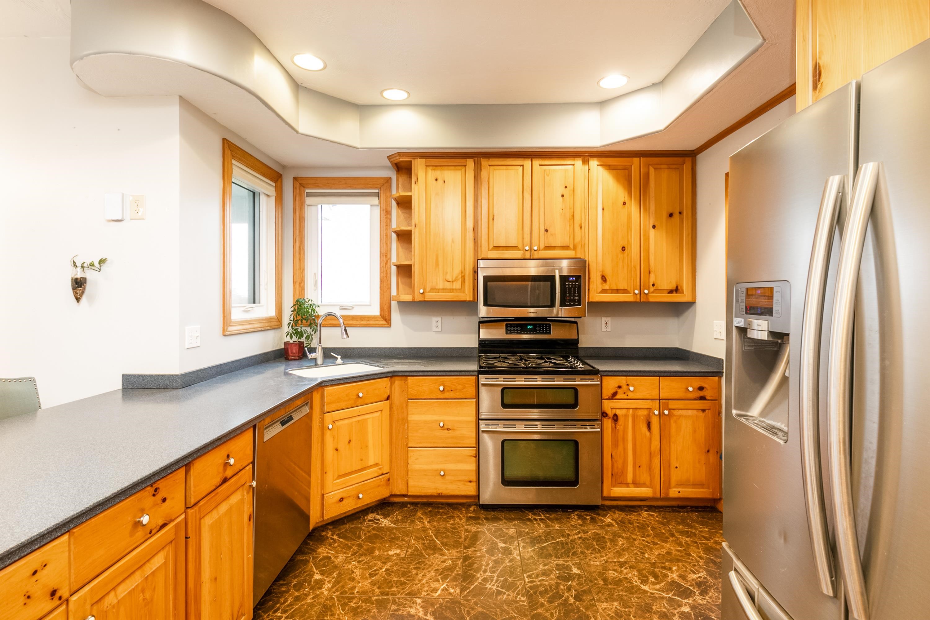 935 Borough Road Pembroke, NH 03275 - Photo 9 of 40 Gallery Image 9