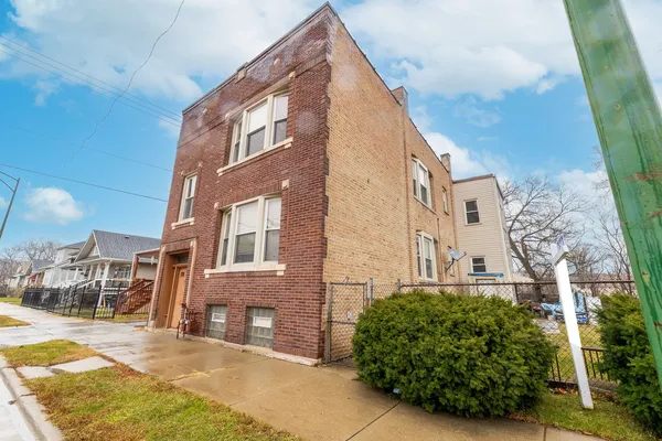 $189,000 | 11849 South Wentworth Avenue, Chicago, IL 60628