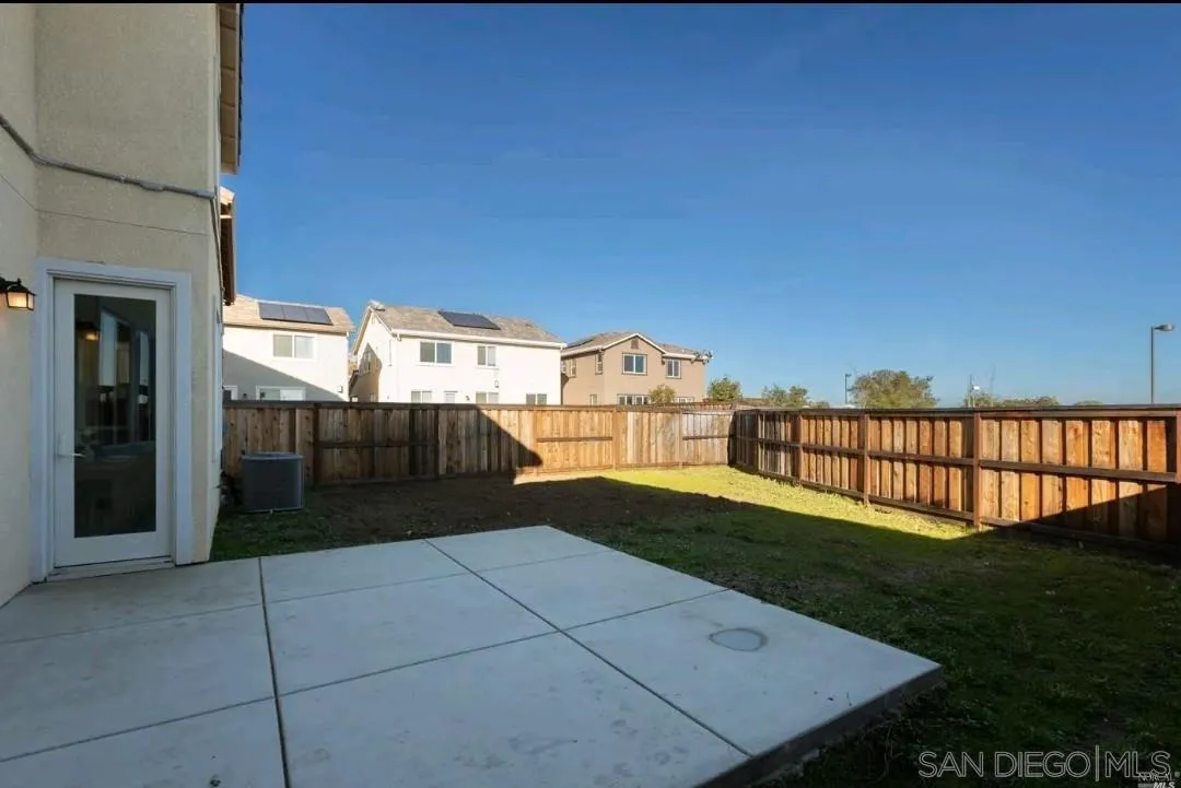 5311 Gramercy Circle Fairfield, CA 94533 - Photo 51 of 54 a view of a terrace with a garden