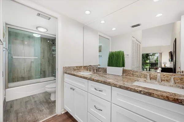 $2,000 | 11863 Wimbledon Circle, Unit 525, Wellington, FL 33414