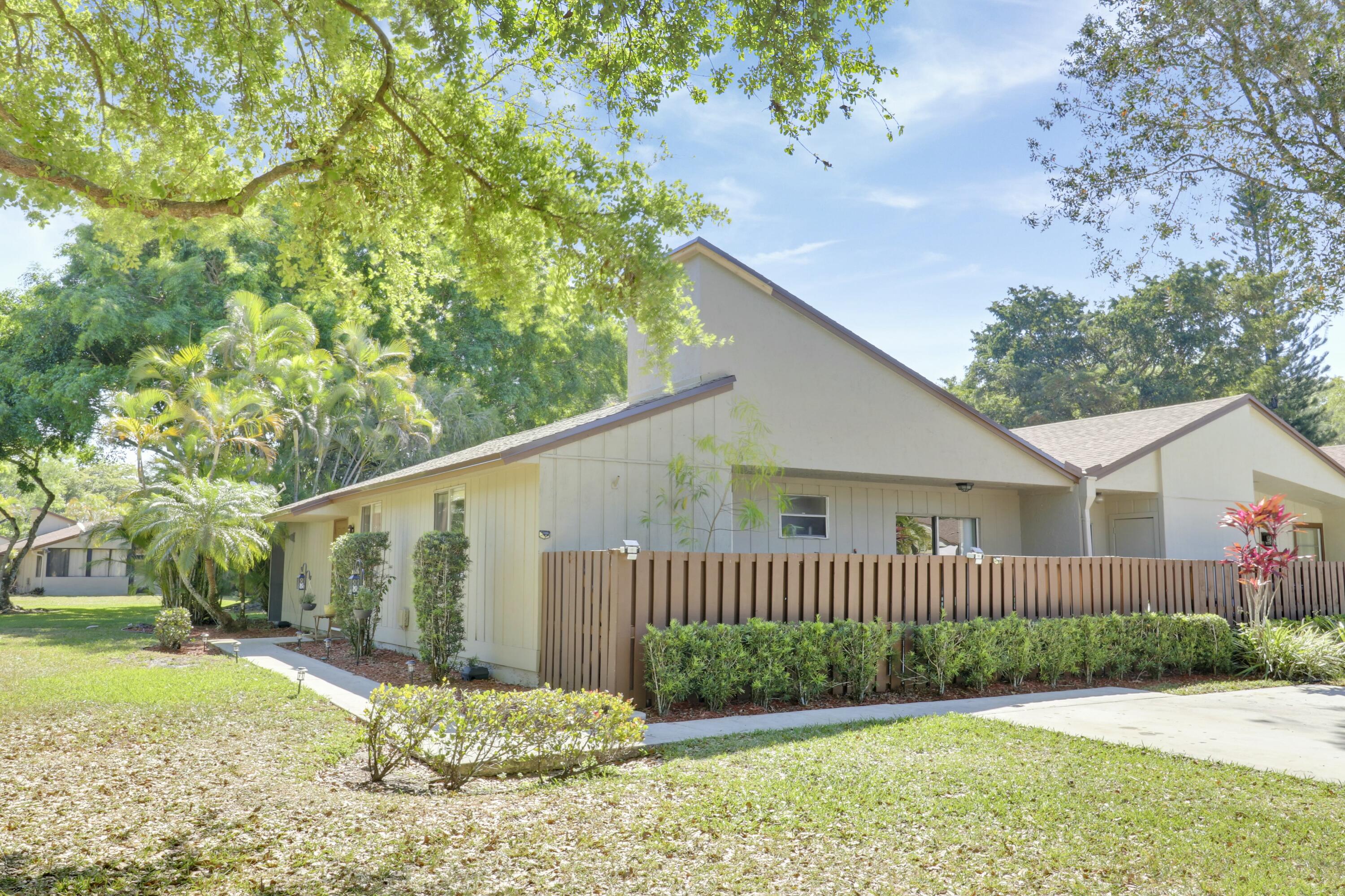 22274 Misty Woods Way Boca Raton, FL 33428 - Photo 29 of 42 Front-Entry