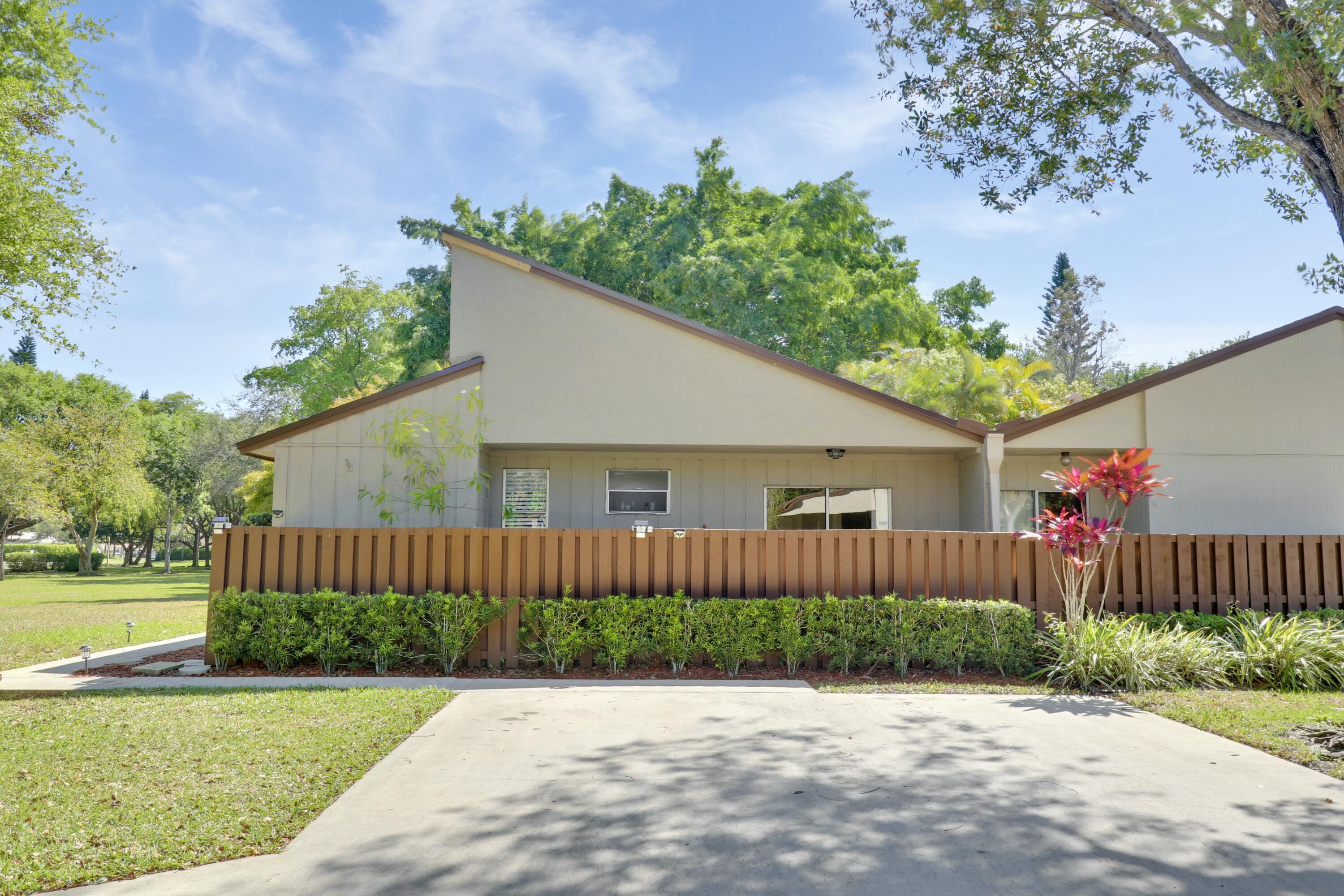22274 Misty Woods Way Boca Raton, FL 33428 - Photo 10 of 42 Front