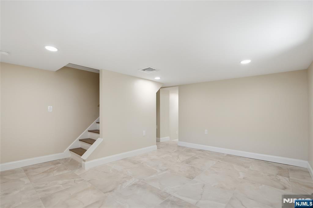 30 Edison Street Bloomfield, NJ 07003 - Photo 26 of 44