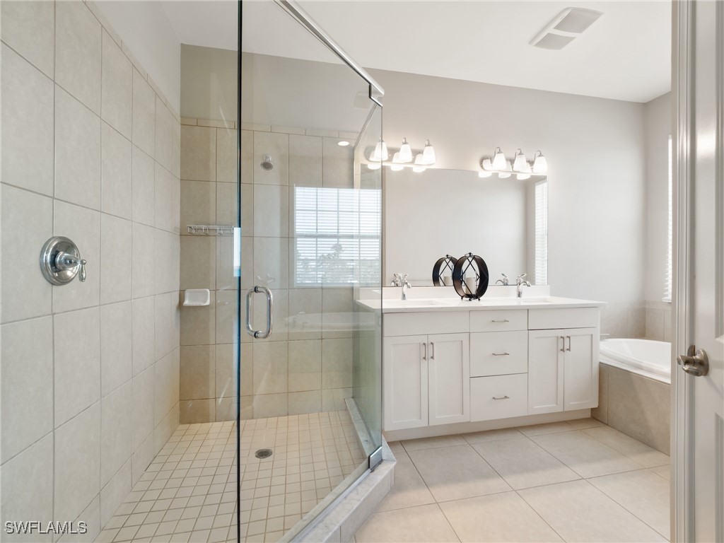 4581 Redfish Point Road Matlacha, FL 33993 - Photo 33 of 49 Gallery Image 33