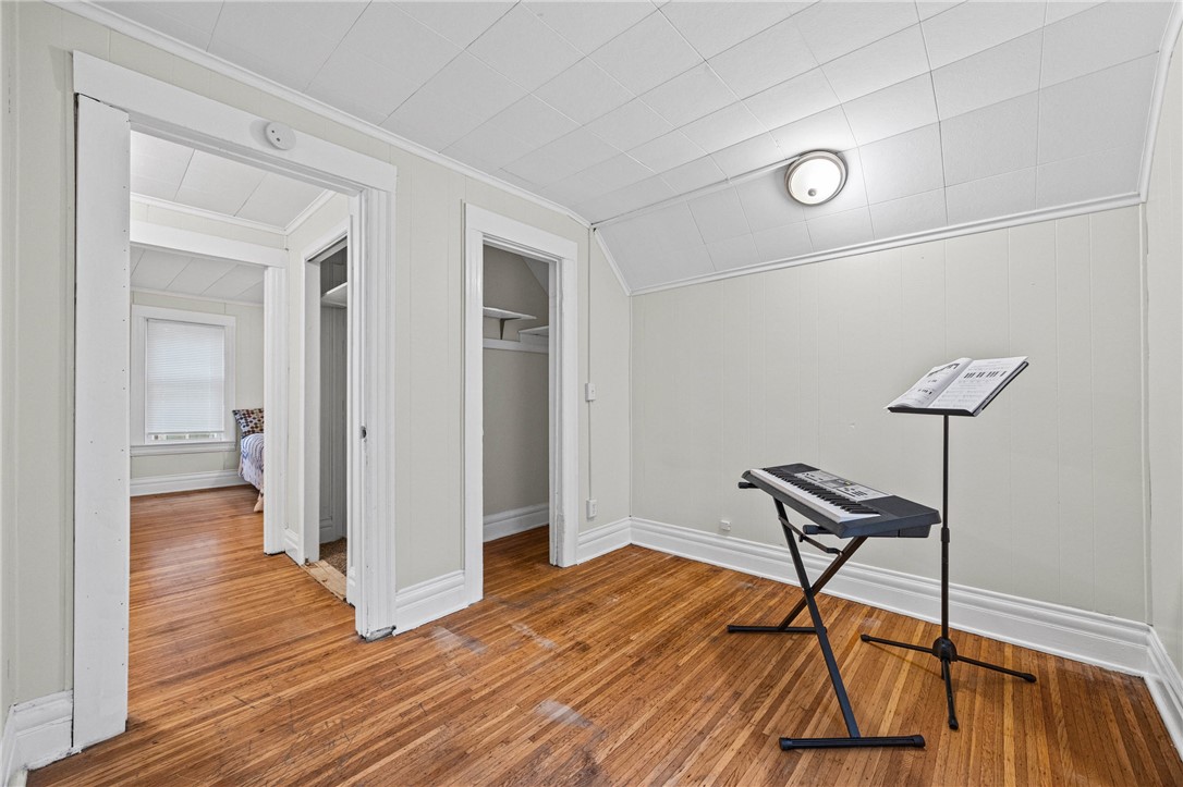 380 Sawyer Street Rochester, NY 14619 - Photo 25 of 36