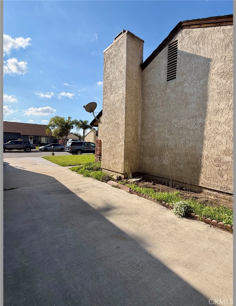 1370 West Jackson Street Rialto, CA 92376 - Photo 15 of 17 Side View