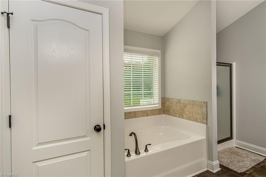 3609 Copper Court High Point, NC 27265 - Photo 9 of 16